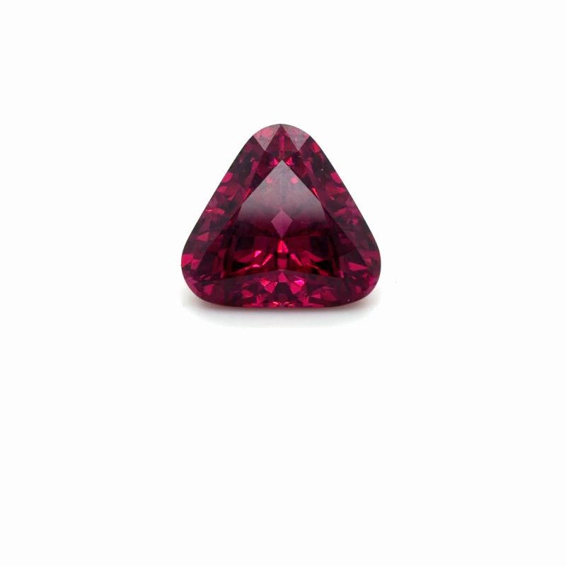 Grenat Naturel de Tanzanie 7,03 Carats – Taille Trilliant